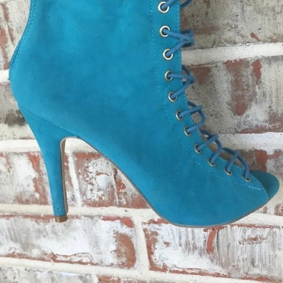 ShuEsq Turquoise Thigh High Lace Up Peep - Picture 6 of 11